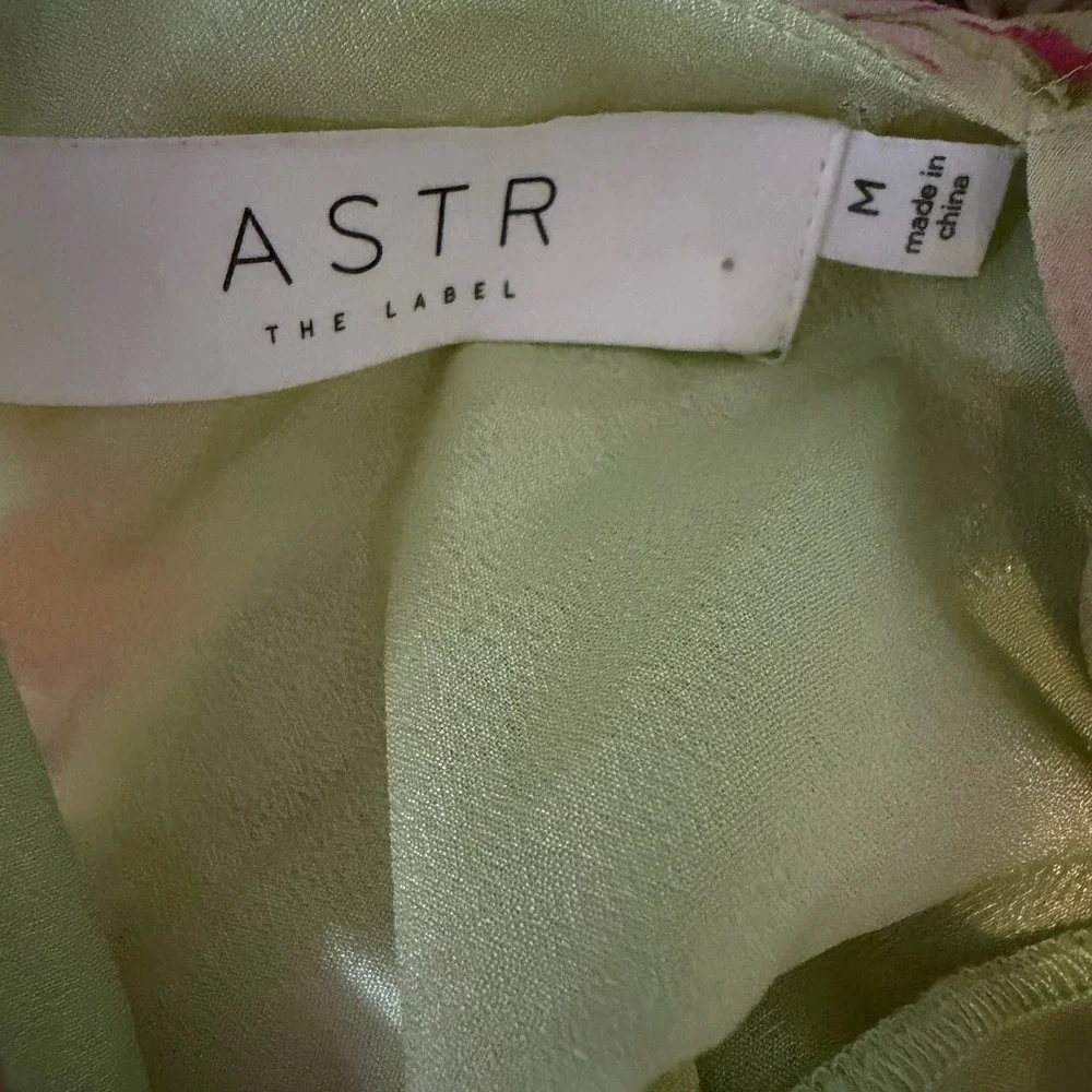 ASTR Tie Back Flutter Sleeve Open Back Cut Out Maxi Dress in Lime Pink Floral L - Picture 9 of 9